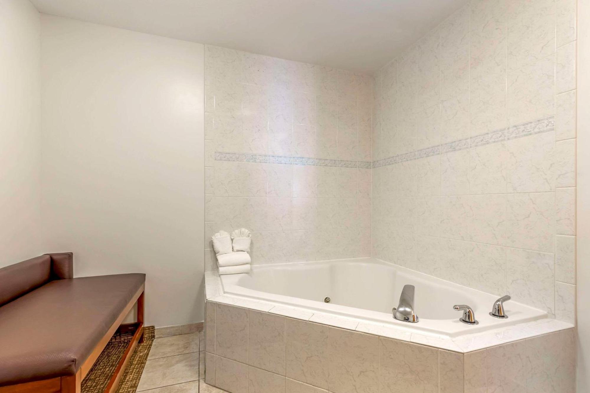 Comfort Suites Longmont Ngoại thất bức ảnh